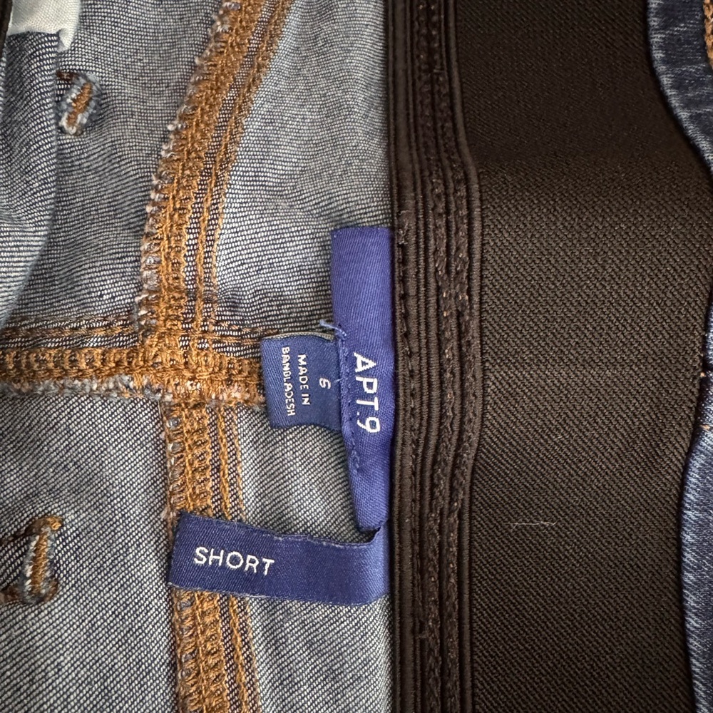 Apt. 9 Blue Denim Shorts - Picture 3 of 3